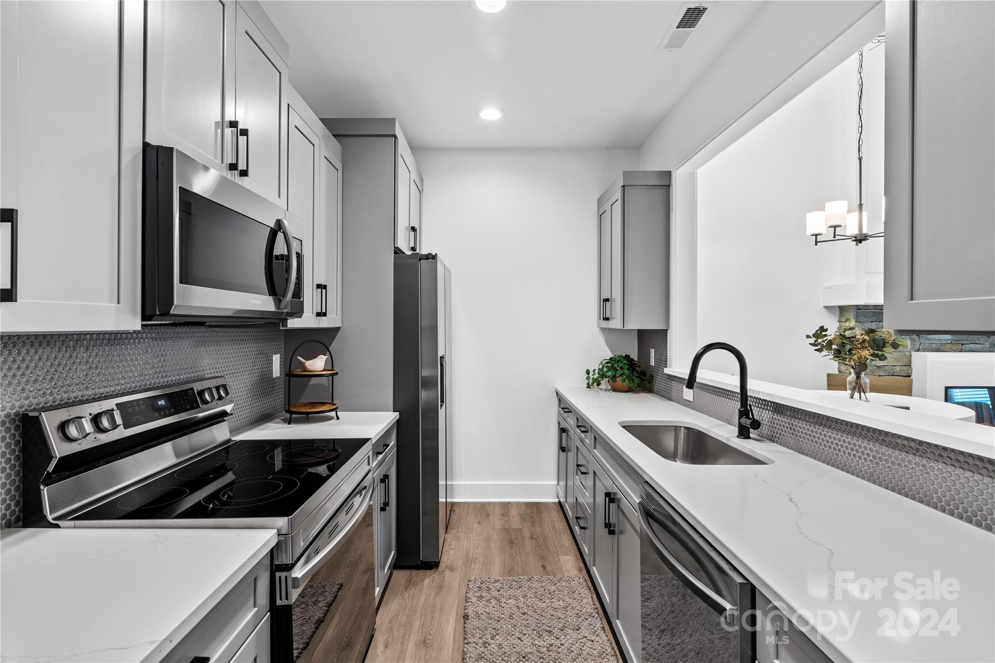 3 Heartleaf Circle Arden, NC 28704 - Photo 8 of 47