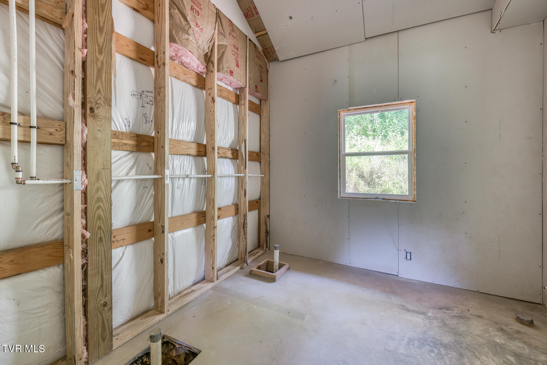 7467 Stanley Valley Road Gate City, VA 24251 - Photo 31 of 41 7467 Stanley Valley Rd-33