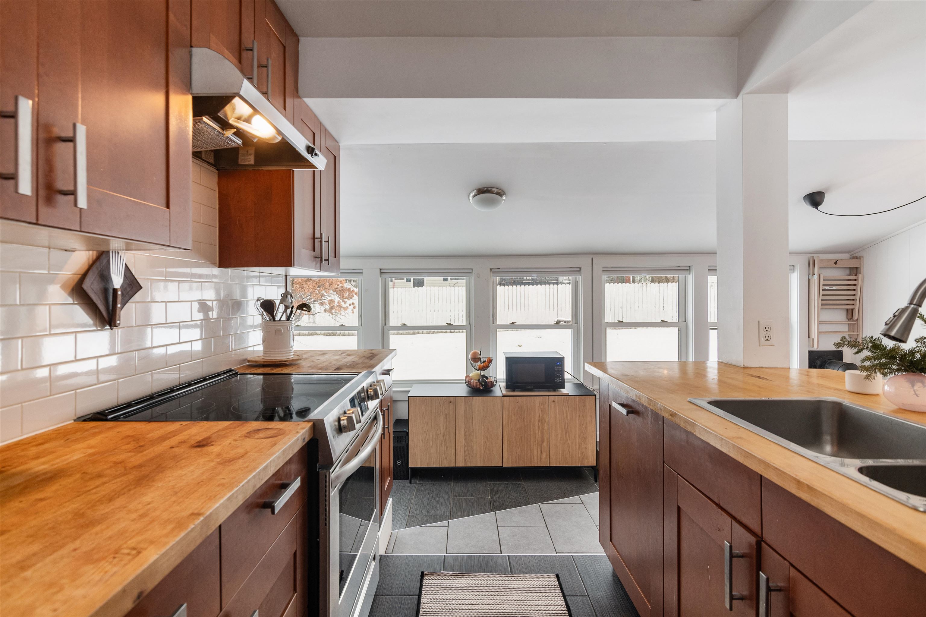 16 Bittersweet Lane Burlington, VT 05401 - Photo 3 of 40