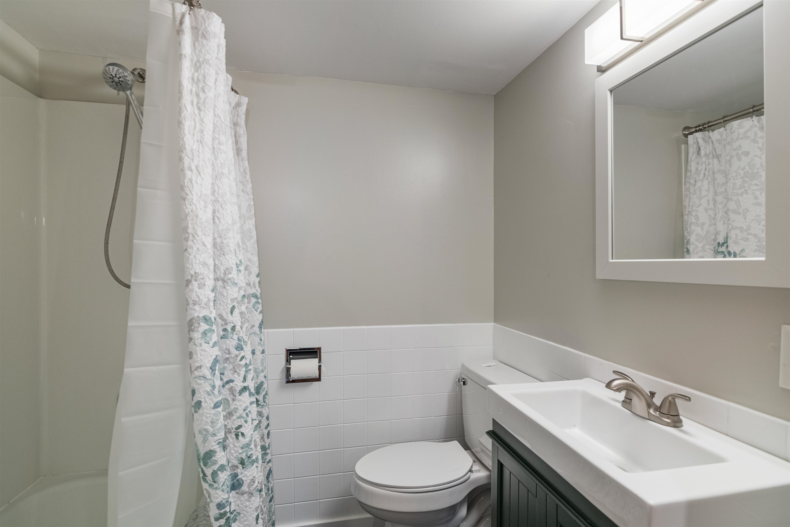 16 Bittersweet Lane Burlington, VT 05401 - Photo 32 of 40