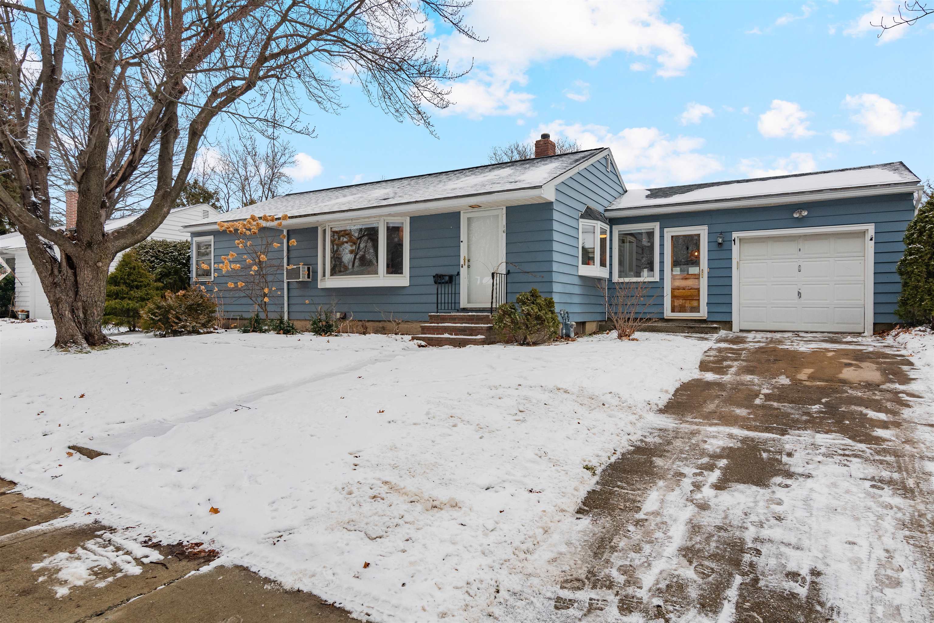 16 Bittersweet Lane Burlington, VT 05401 - Photo 33 of 40