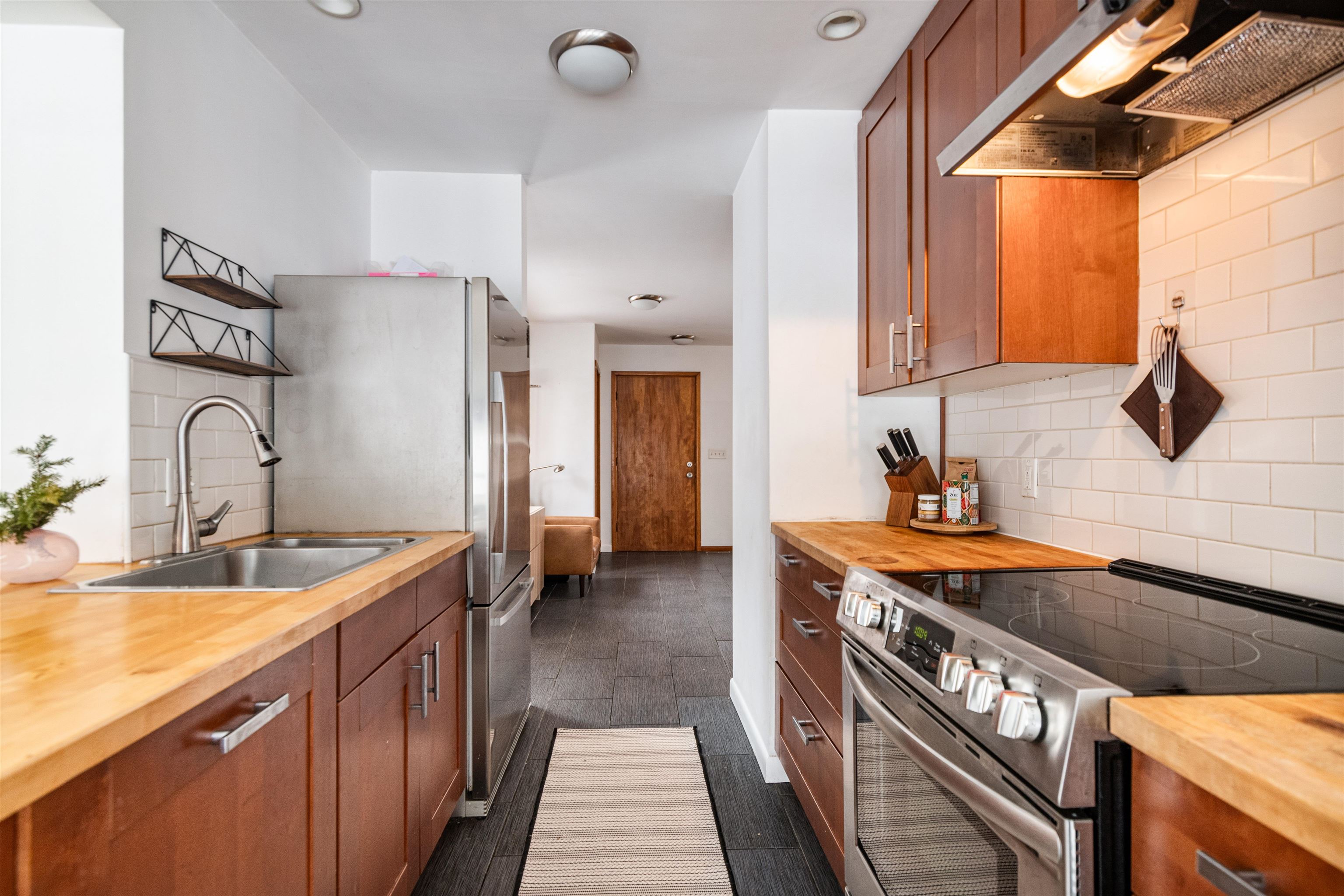 16 Bittersweet Lane Burlington, VT 05401 - Photo 7 of 40