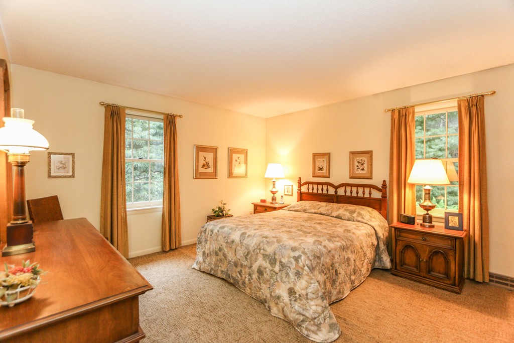 561 Frank Smith Road Longmeadow, MA 01106 - Photo 20 of 27