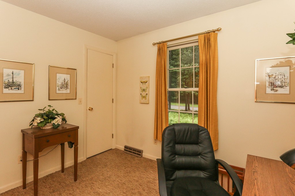 561 Frank Smith Road Longmeadow, MA 01106 - Photo 25 of 27