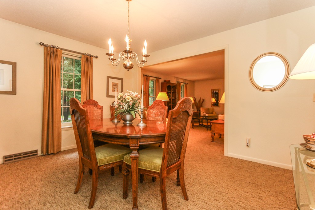 561 Frank Smith Road Longmeadow, MA 01106 - Photo 7 of 27