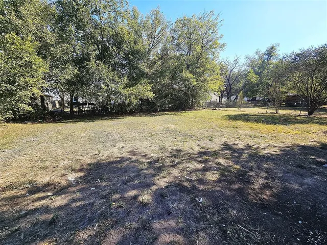 $150,000 | 510 South Waco Street, Groesbeck, TX 76642