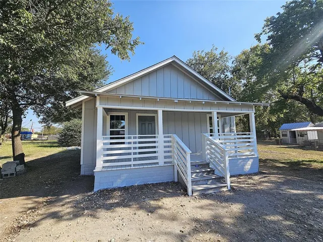 $150,000 | 510 South Waco Street, Groesbeck, TX 76642
