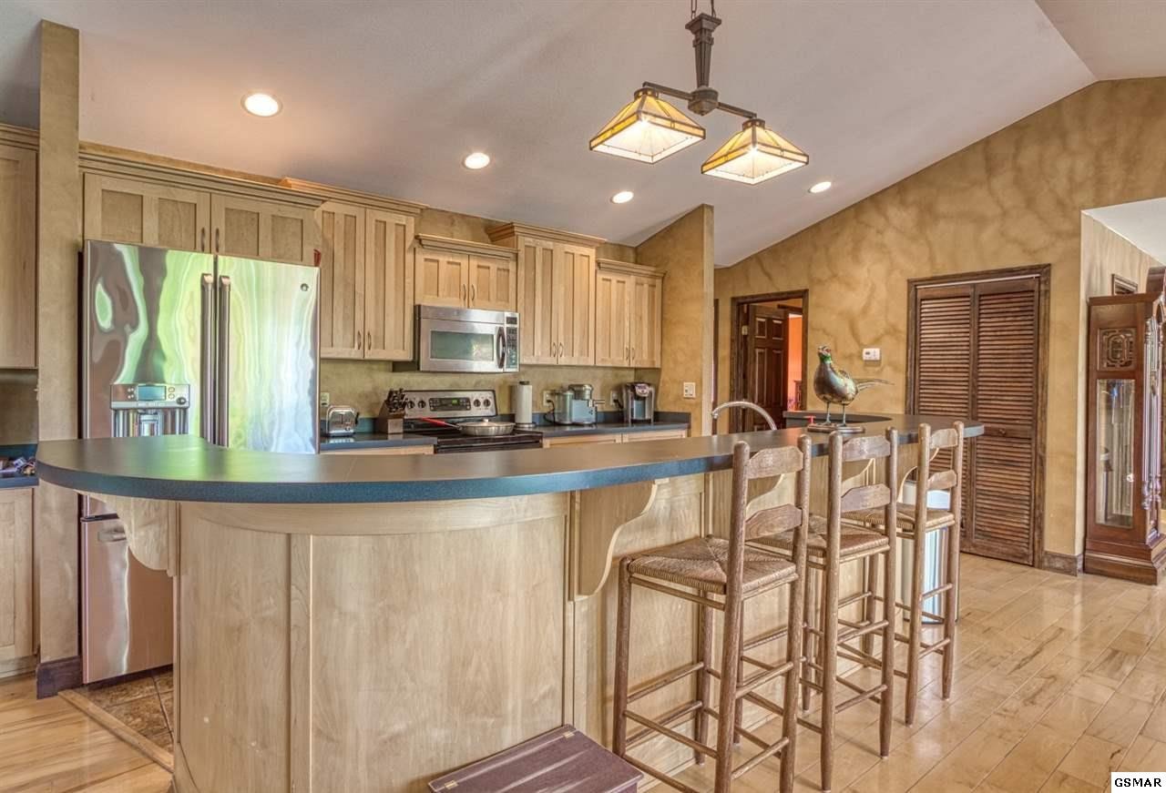 5203 Riversong Way Sevierville, TN 37876 - Photo 5 of 32