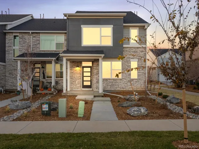 $434,990 | 781 North Tibet Street, Aurora, CO 80018