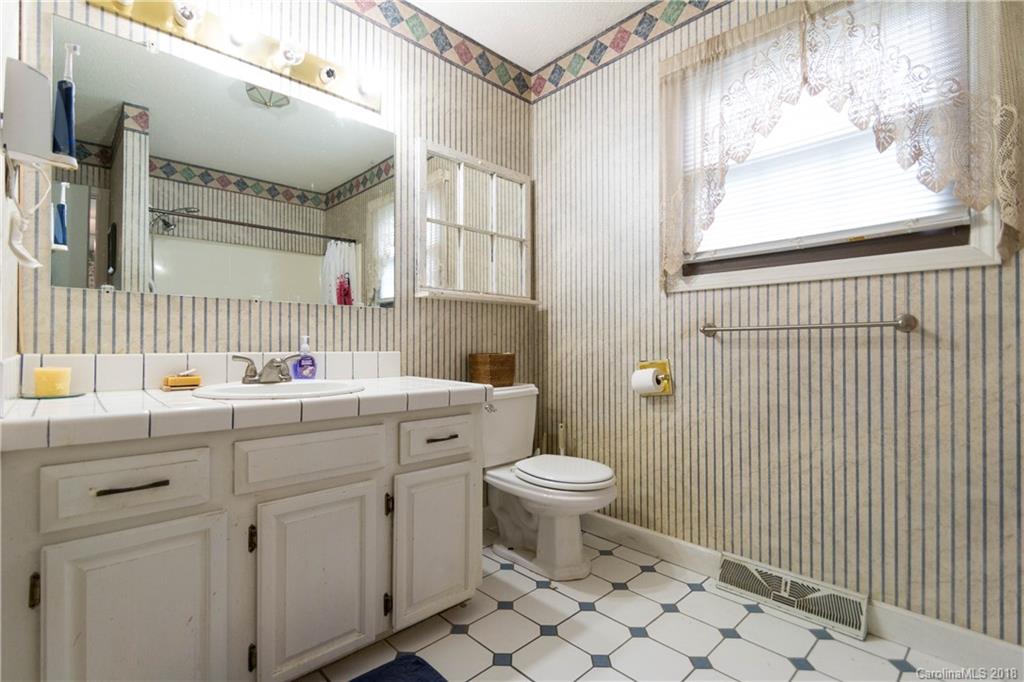 233 McGregor Road Gastonia, NC 28056 - Photo 16 of 24 Gallery Image 16