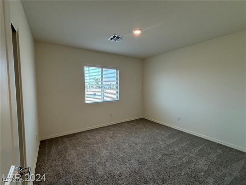 6184 Pink Cosmos Avenue Las Vegas, NV 89122 - Photo 6 of 9 Bedroom 1
