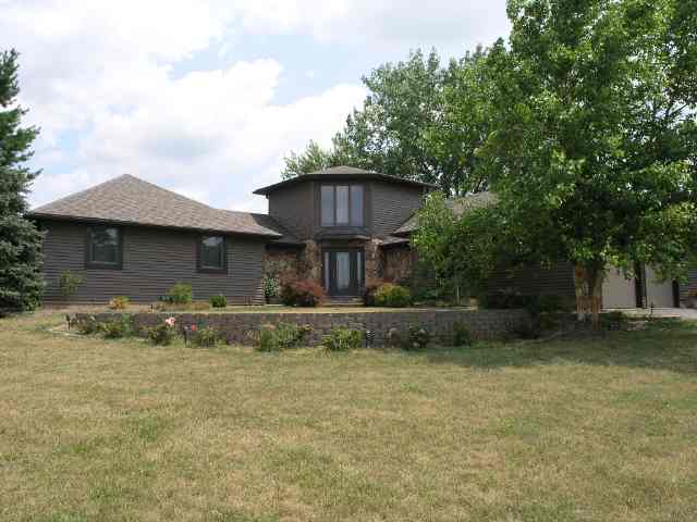 767 Grange Road Washington, IL 61571 - Photo 1 of 8 Gallery Image 1