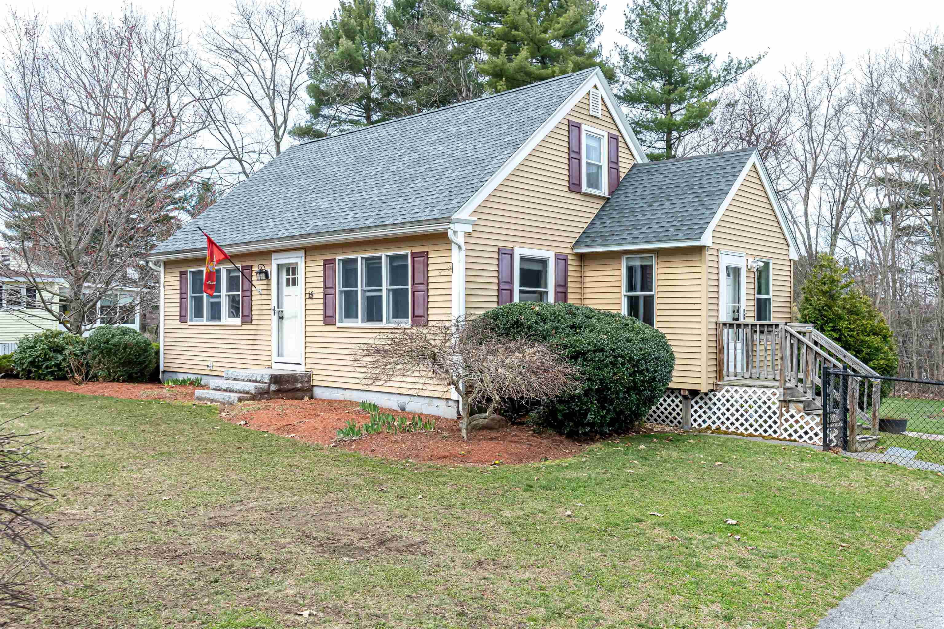 15 Jericho Road Pelham, NH 03076 - Photo 1 of 40