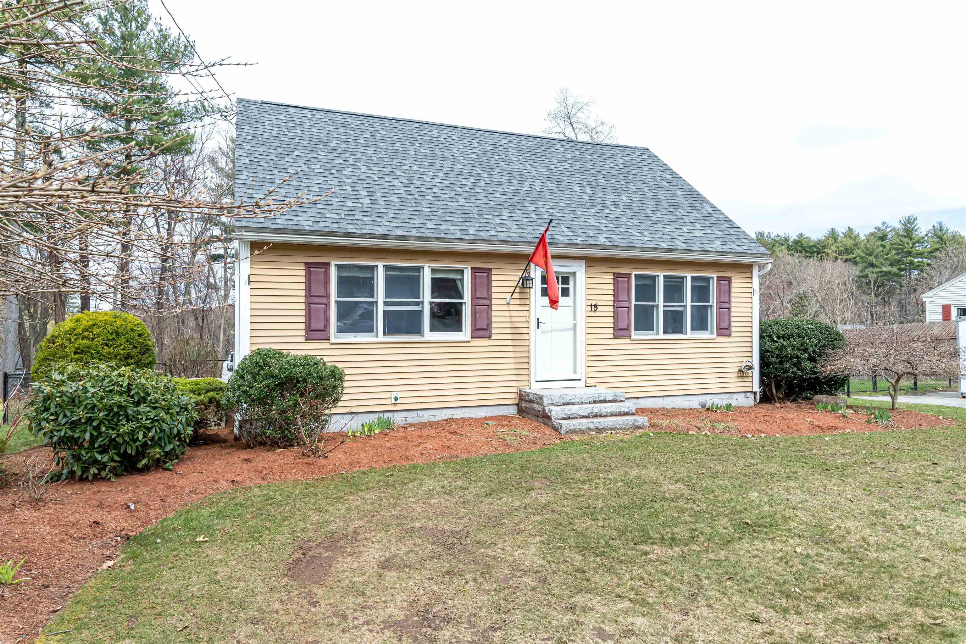 15 Jericho Road Pelham, NH 03076 - Photo 13 of 40