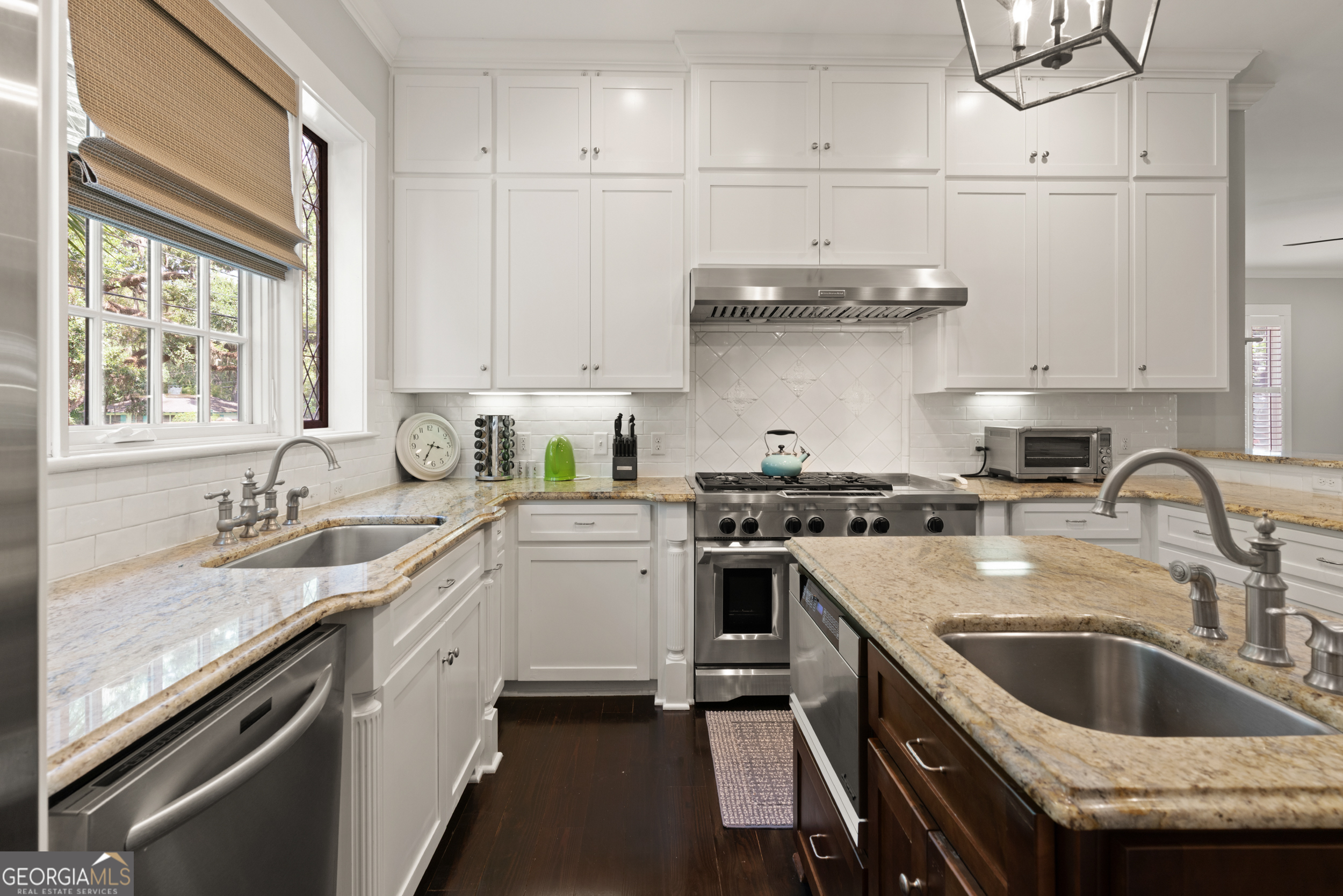 1044 Village Oaks Lane St. Simons, GA 31522 - Photo 12 of 44