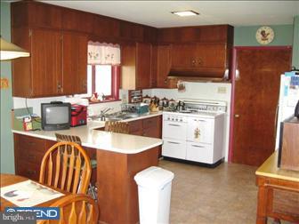 217 Virginville Road Kutztown, PA 19530 - Photo 5 of 6 Gallery Image 5