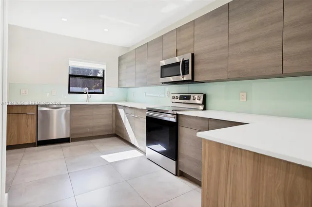 $4,350 | 1744 Southwest 22nd Terrace, Miami, FL 33145