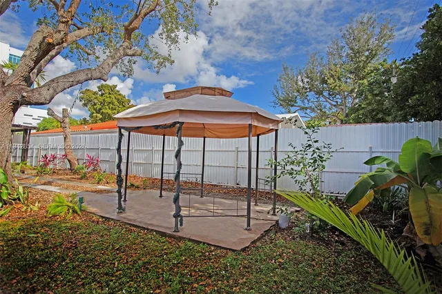 $4,350 | 1744 Southwest 22nd Terrace, Miami, FL 33145