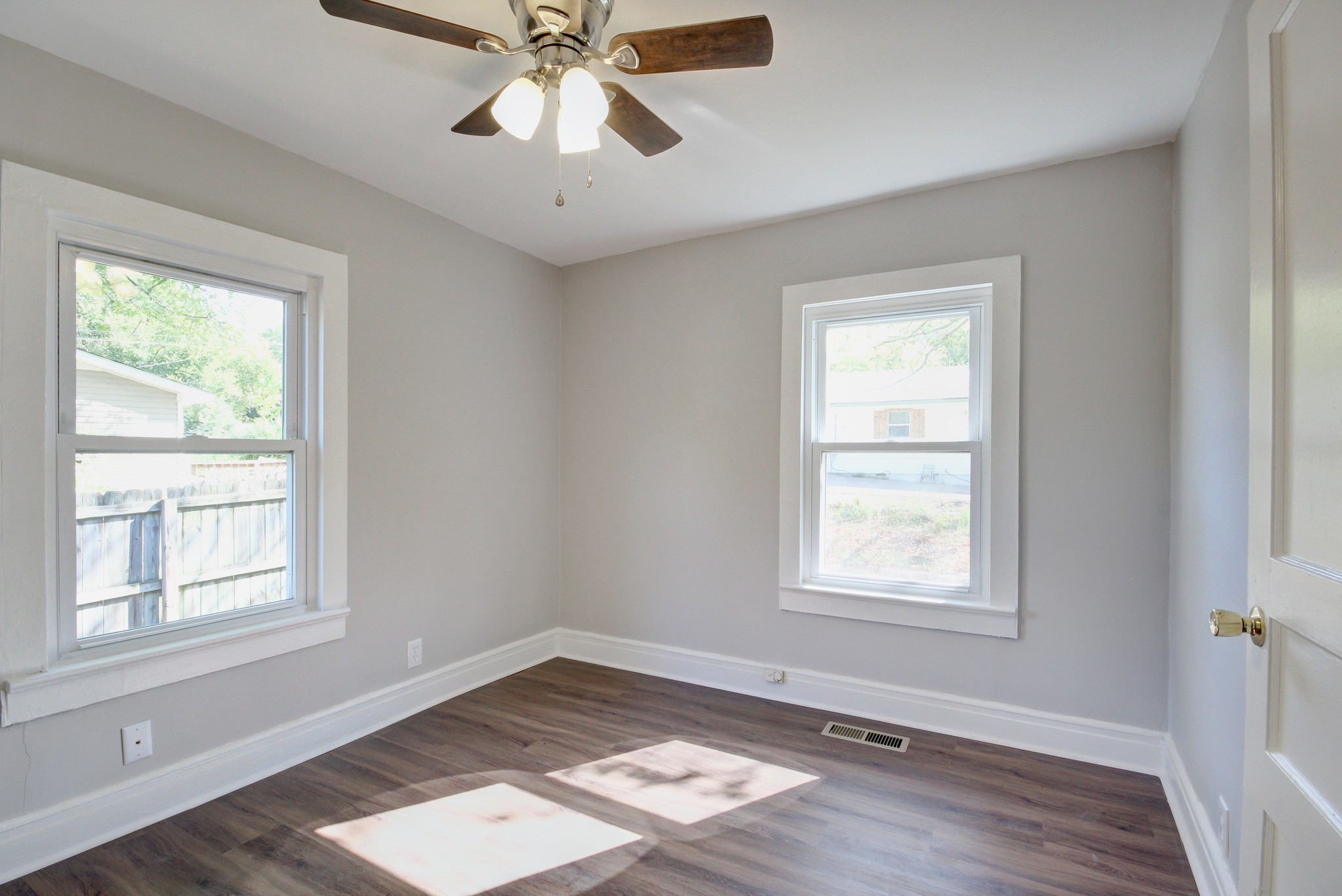 1279 Daniel Street Clarksville, TN 37040 - Photo 11 of 15