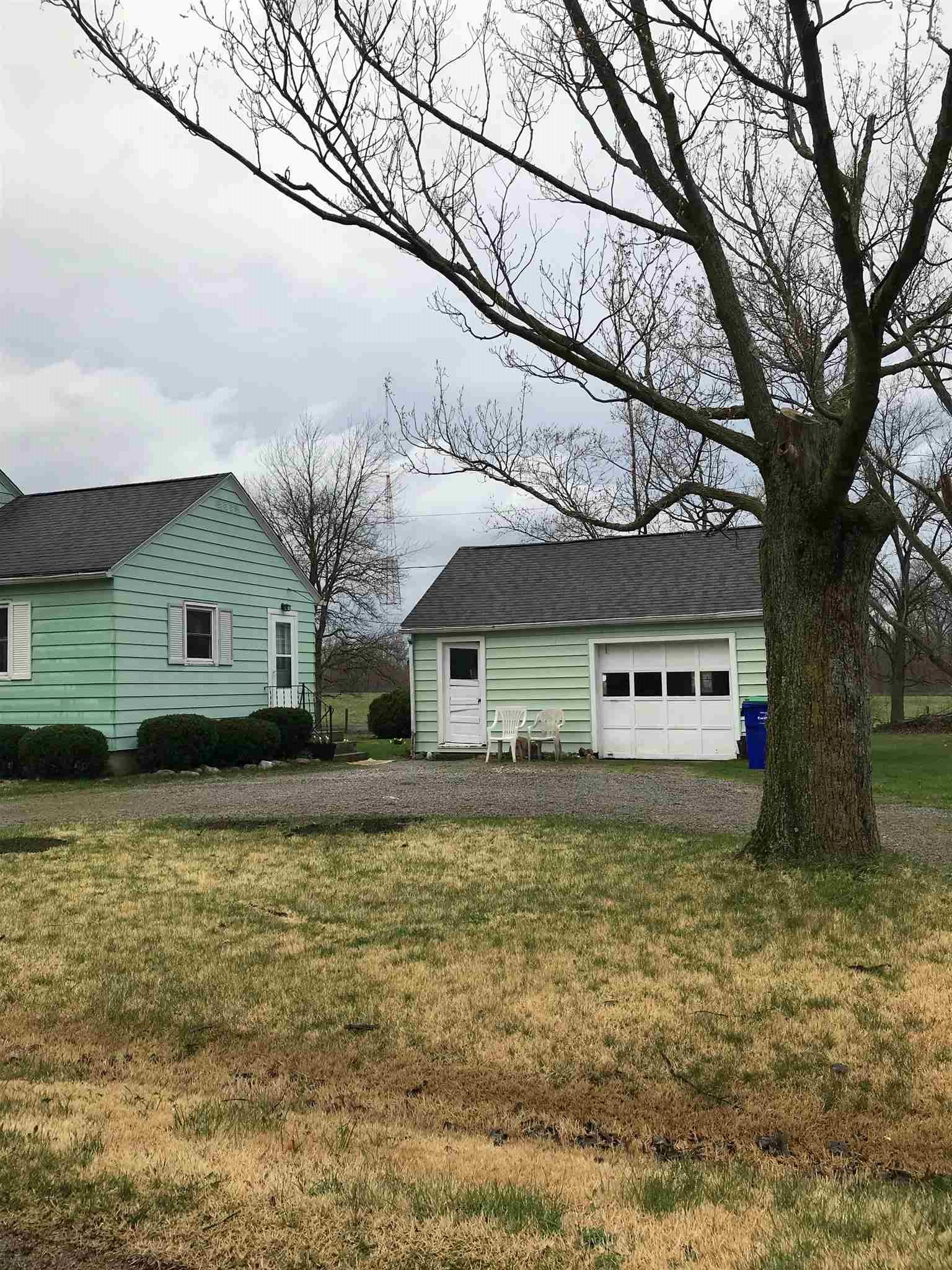 2937 Jennifer Road Fort Wayne, IN 46816 - Photo 3 of 28