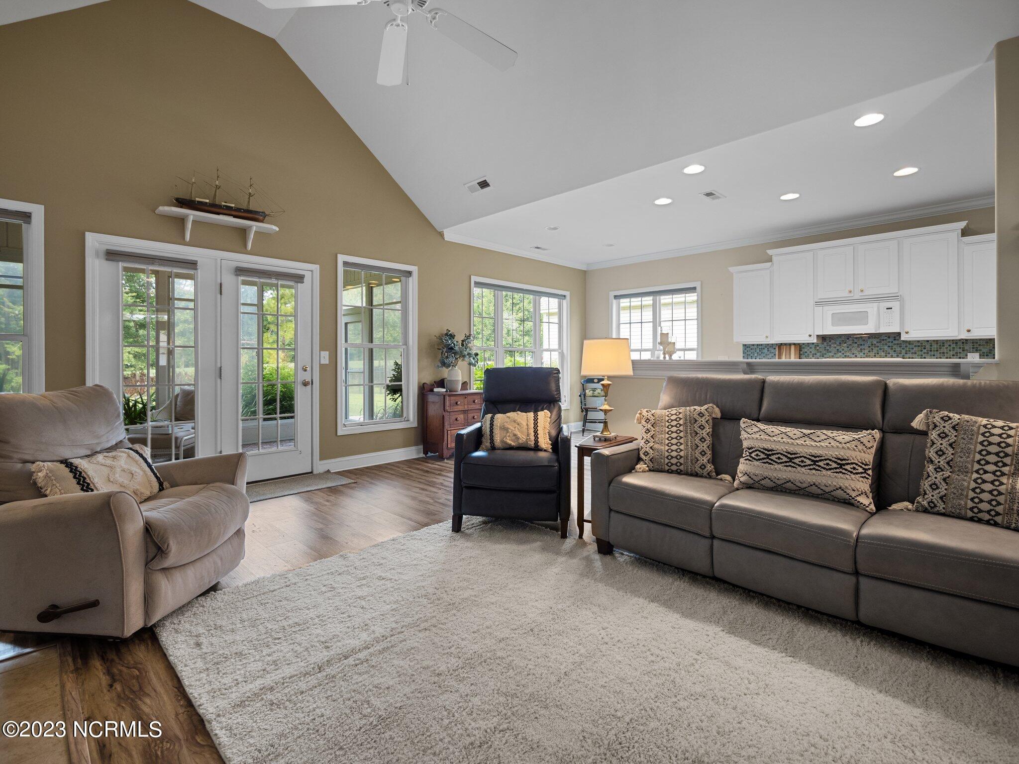 506 Azalea Drive Hampstead, NC 28443 - Photo 6 of 51 27-web-or-mls-P7124368