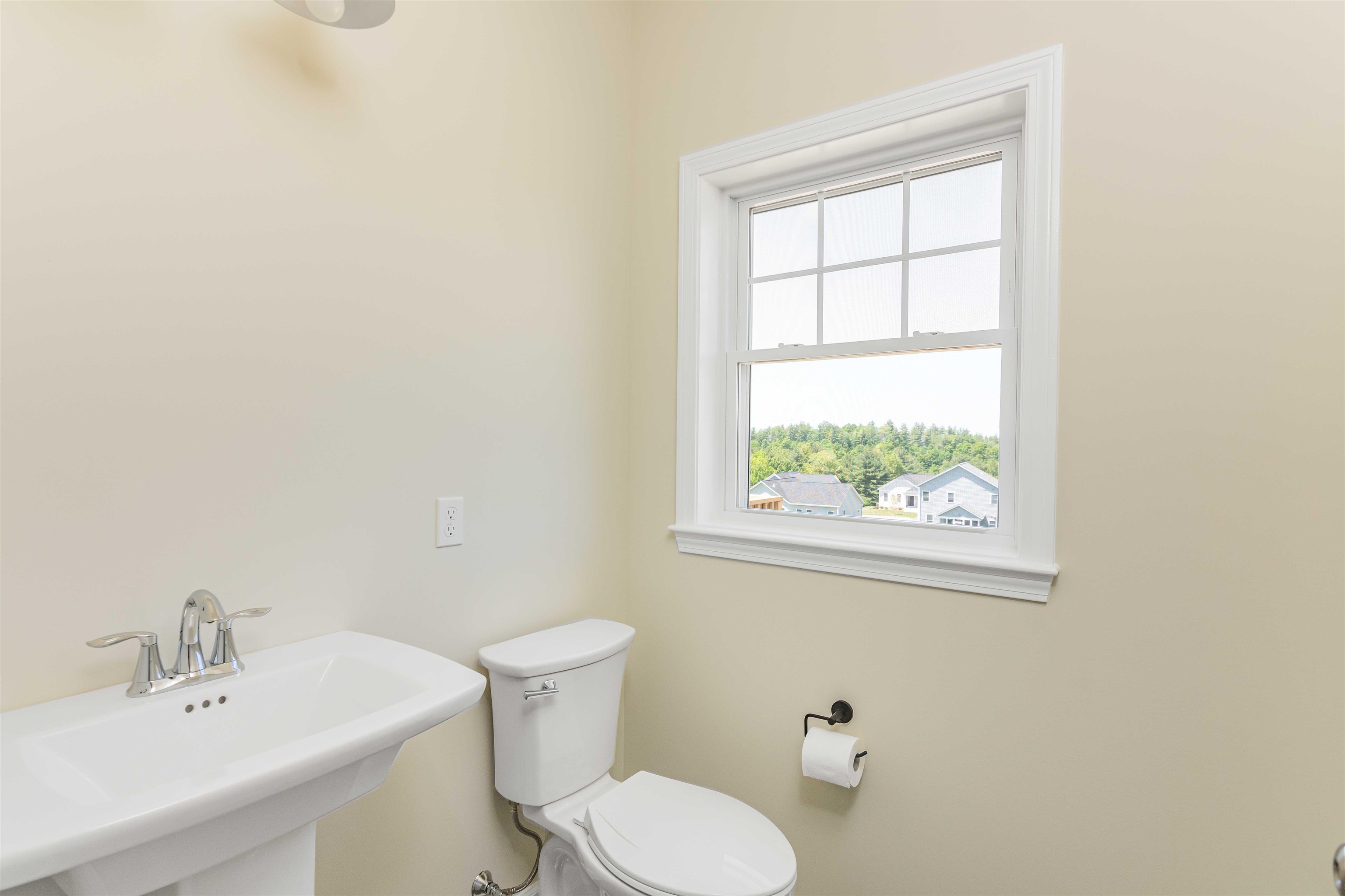 27 Maddies Way, Unit 3 Colchester, VT 05446 - Photo 8 of 40