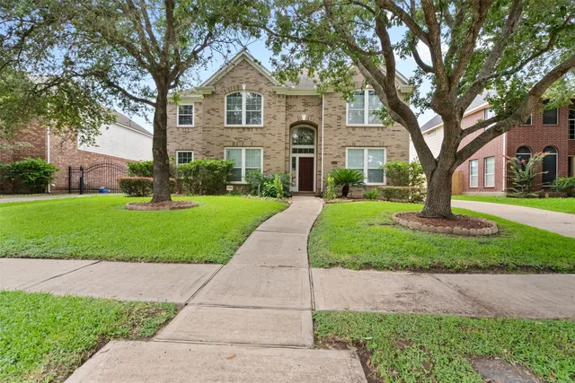 $2,800 | 3214 Brook Arbor Lane, Sugar Land, TX 77479