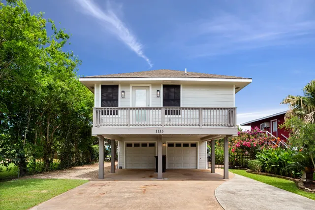 $492,250 | 1115 Sunset Avenue, San Leon, TX 77539