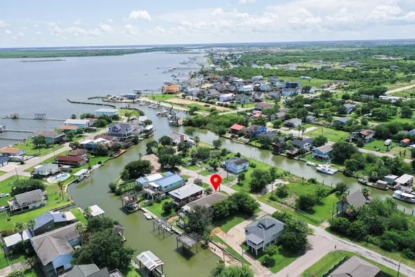 $492,250 | 1115 Sunset Avenue, San Leon, TX 77539