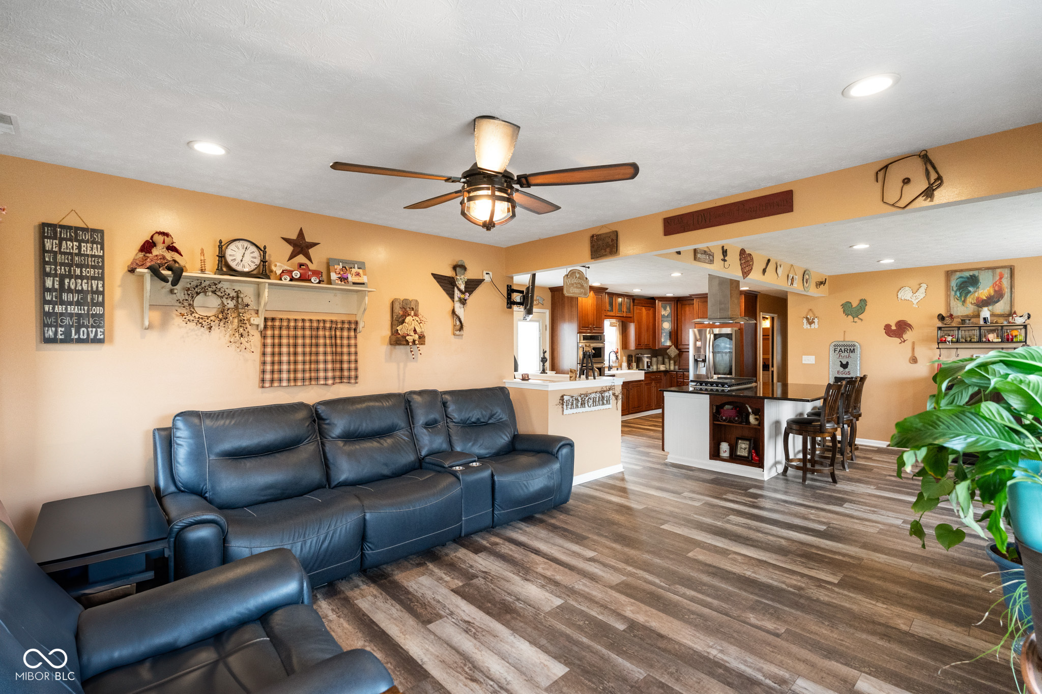 8405 Morgantown Road Indianapolis, IN 46217 - Photo 11 of 76