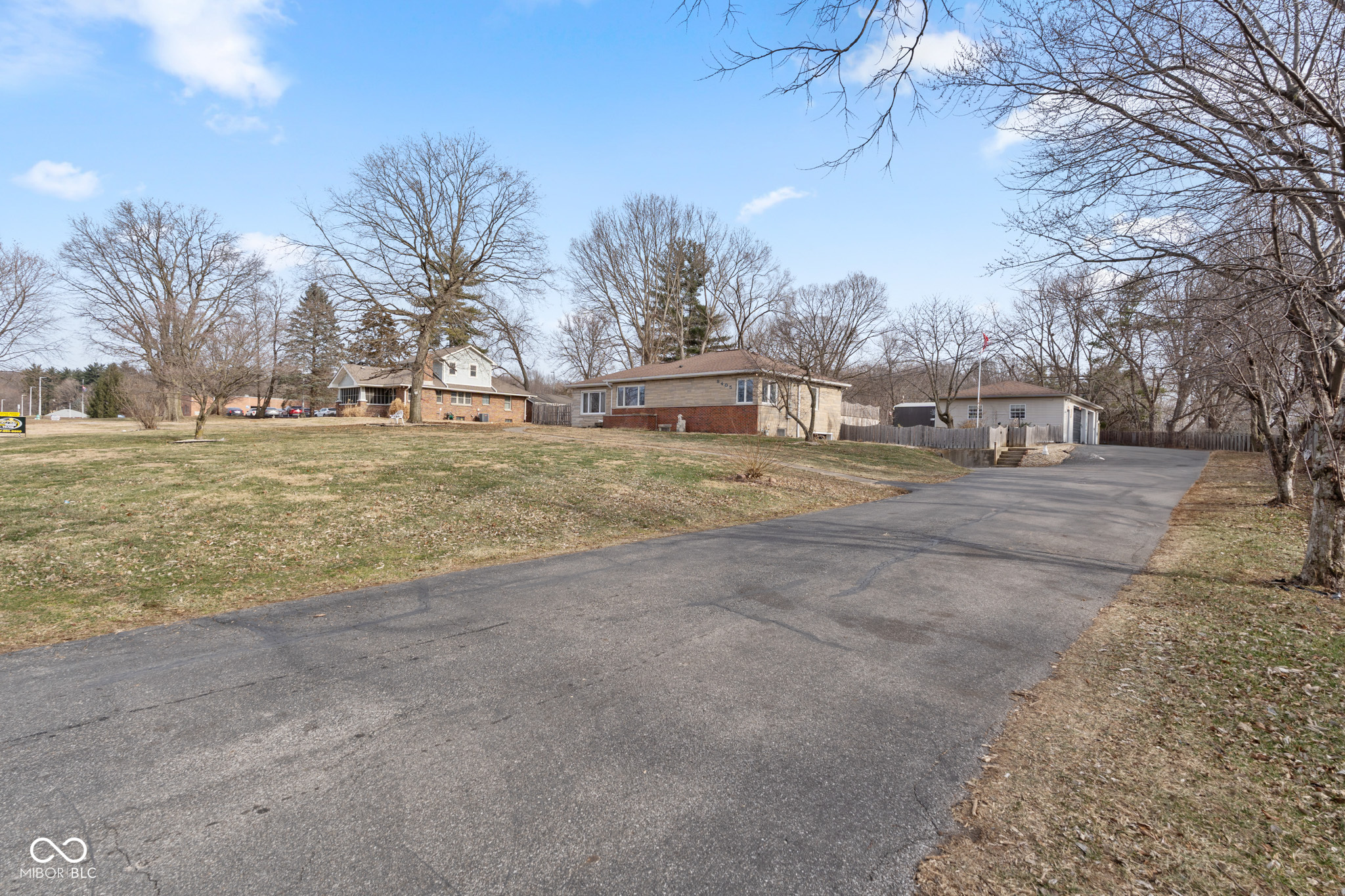 8405 Morgantown Road Indianapolis, IN 46217 - Photo 4 of 76