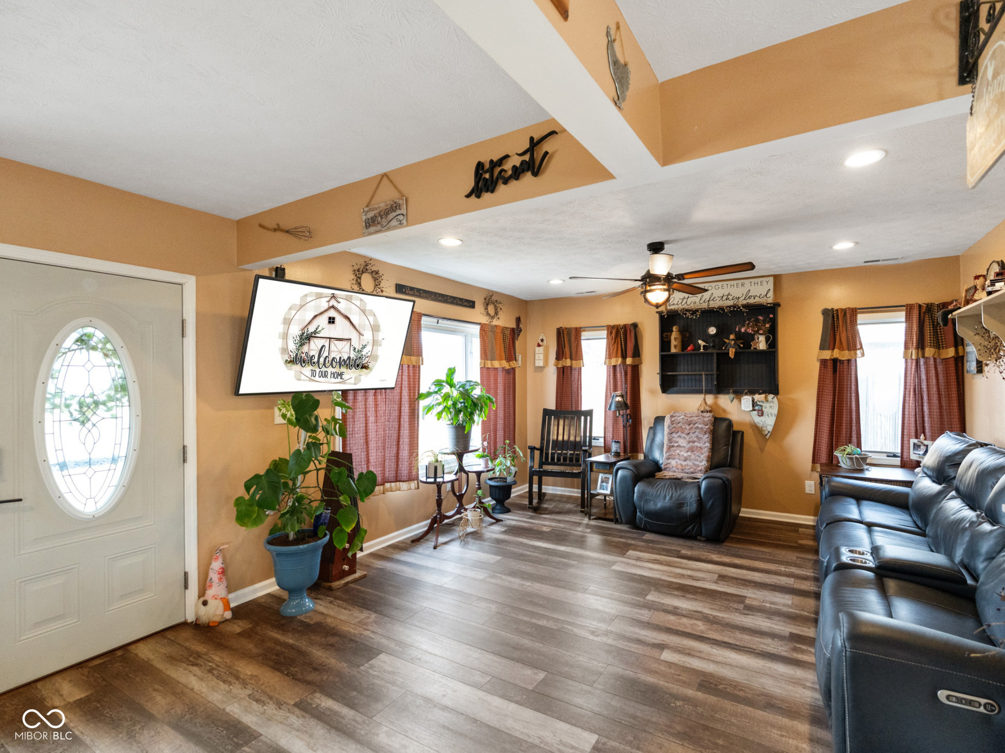 8405 Morgantown Road Indianapolis, IN 46217 - Photo 9 of 76