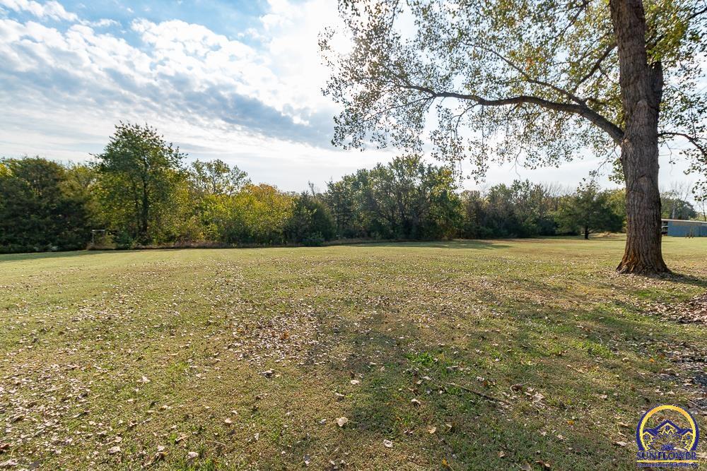 3838 Northwest 86th Street Topeka, KS 66618 - Photo 14 of 44