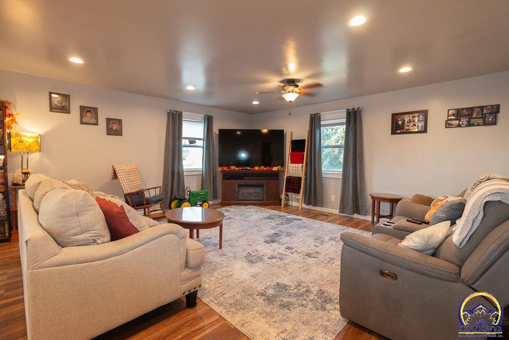 3838 Northwest 86th Street Topeka, KS 66618 - Photo 27 of 44