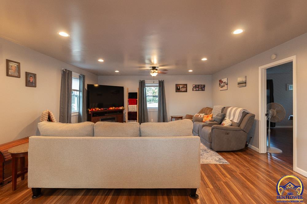 3838 Northwest 86th Street Topeka, KS 66618 - Photo 28 of 44