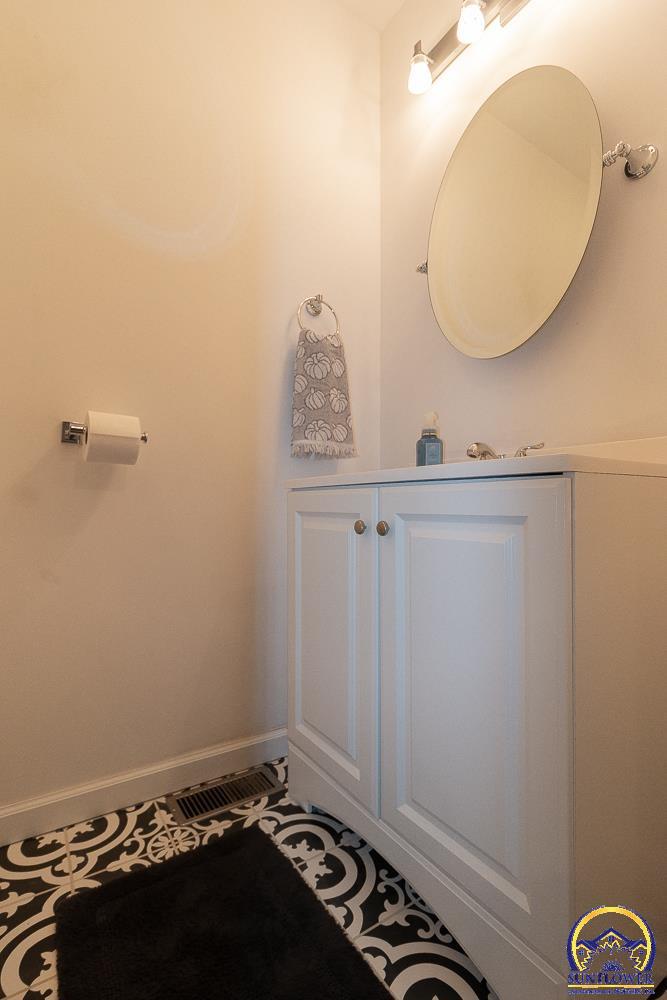 3838 Northwest 86th Street Topeka, KS 66618 - Photo 36 of 44