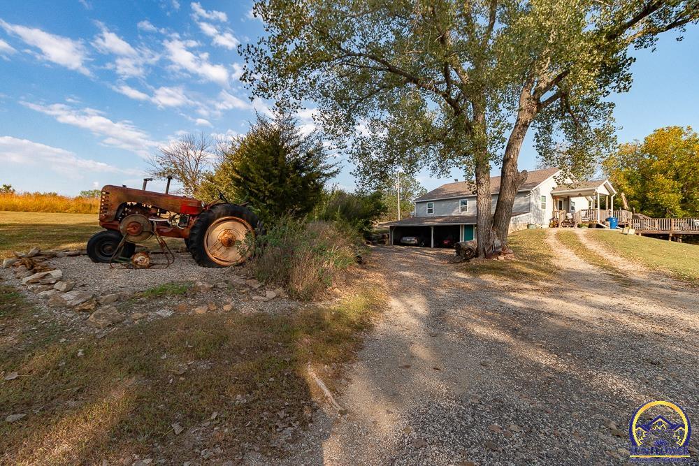 3838 Northwest 86th Street Topeka, KS 66618 - Photo 6 of 44