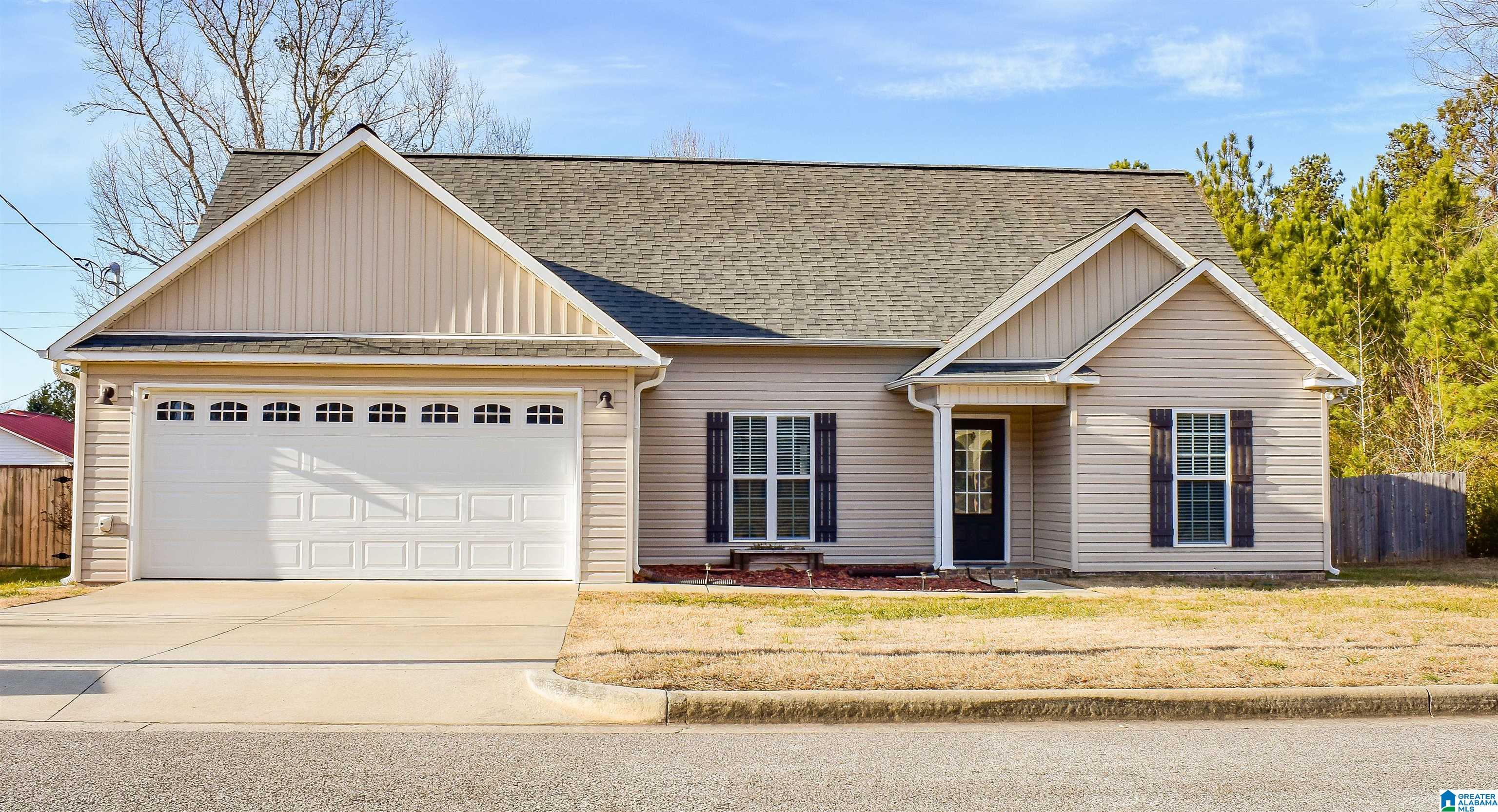 1002 Groves Pass Jacksonville, AL 36265 - Photo 1 of 24