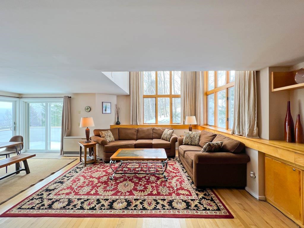 35 The Cliffs Road, Unit SOUTH VILLAGE 57 Warren, VT 05674 - Photo 12 of 40