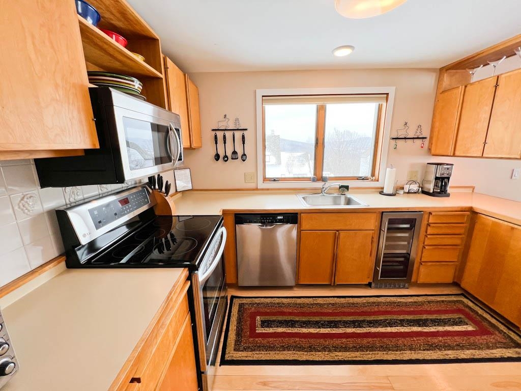 35 The Cliffs Road, Unit SOUTH VILLAGE 57 Warren, VT 05674 - Photo 22 of 40