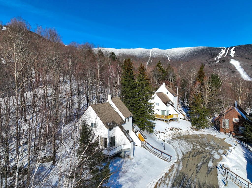 35 The Cliffs Road, Unit SOUTH VILLAGE 57 Warren, VT 05674 - Photo 4 of 40