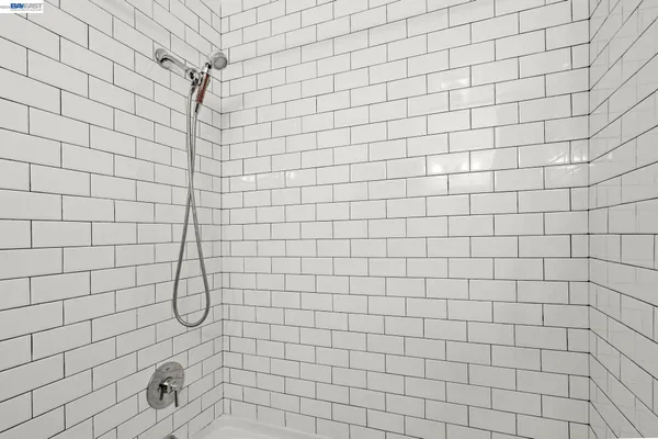 $399,000 | 955 Shorepoint Court, Unit 100, Alameda, CA 94501