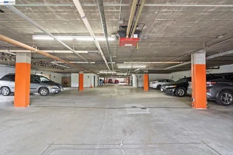 $399,000 | 955 Shorepoint Court, Unit 100, Alameda, CA 94501