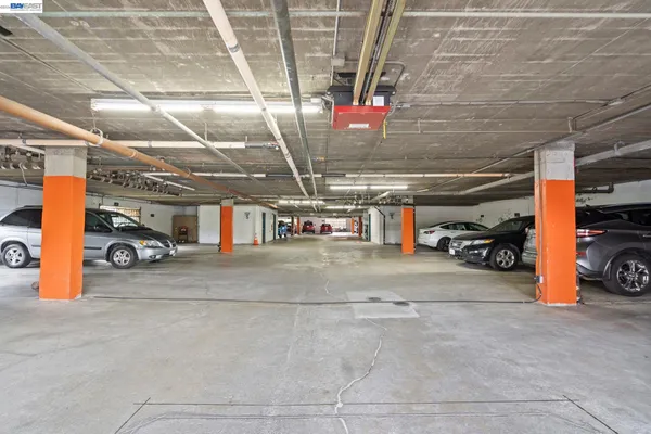 $399,000 | 955 Shorepoint Court, Unit 100, Alameda, CA 94501