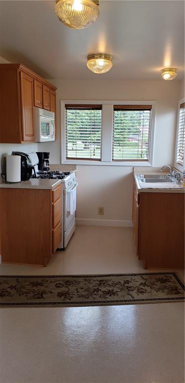 2421 East Thompson Road Indianapolis, IN 46227 - Photo 14 of 41 Gallery Image 14
