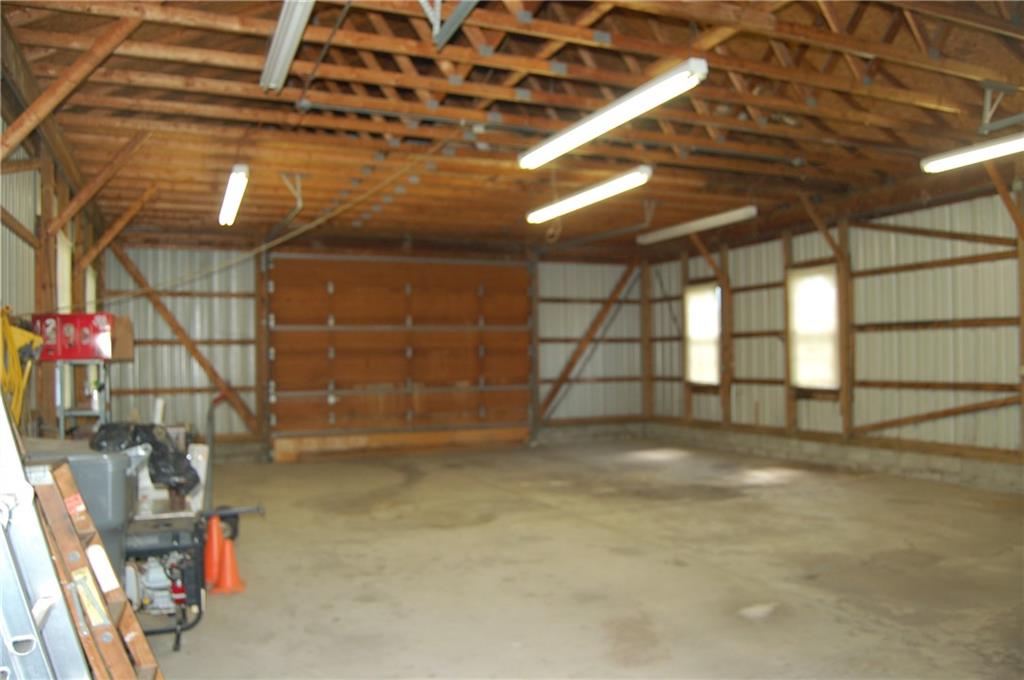 2421 East Thompson Road Indianapolis, IN 46227 - Photo 28 of 41 Gallery Image 28
