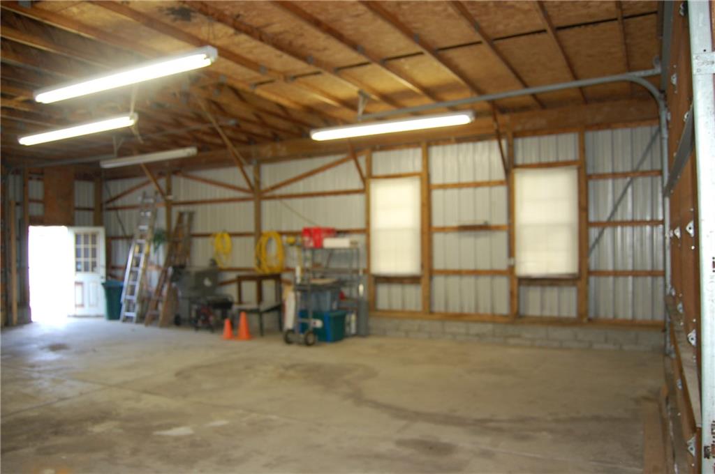 2421 East Thompson Road Indianapolis, IN 46227 - Photo 29 of 41 Gallery Image 29