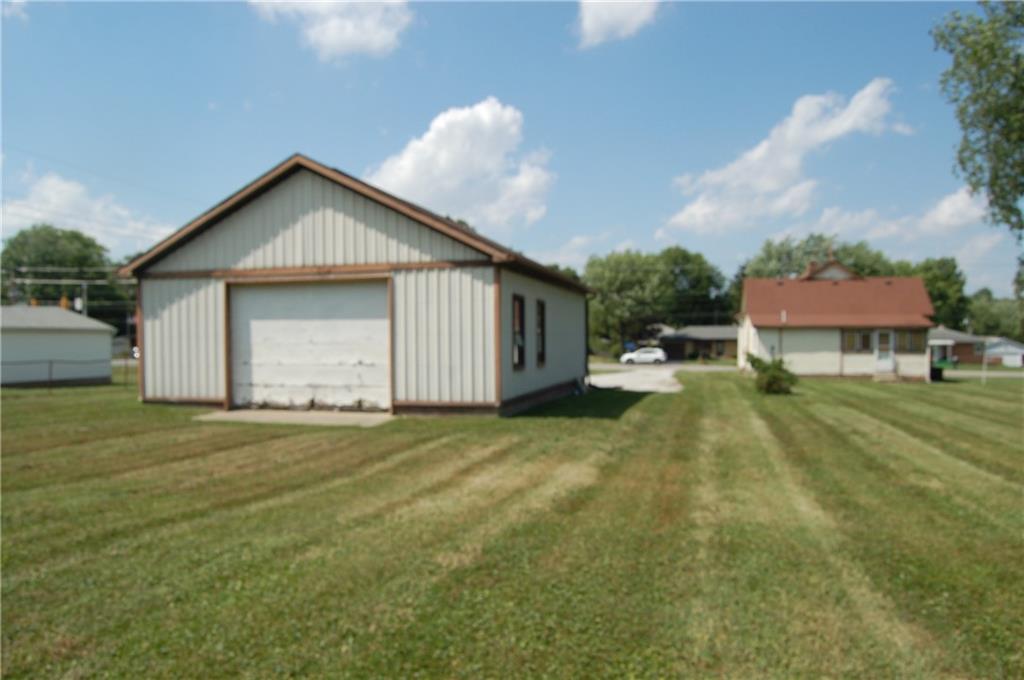 2421 East Thompson Road Indianapolis, IN 46227 - Photo 35 of 41 Gallery Image 35