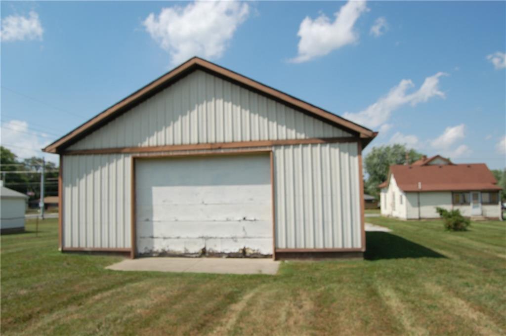 2421 East Thompson Road Indianapolis, IN 46227 - Photo 36 of 41 Gallery Image 36