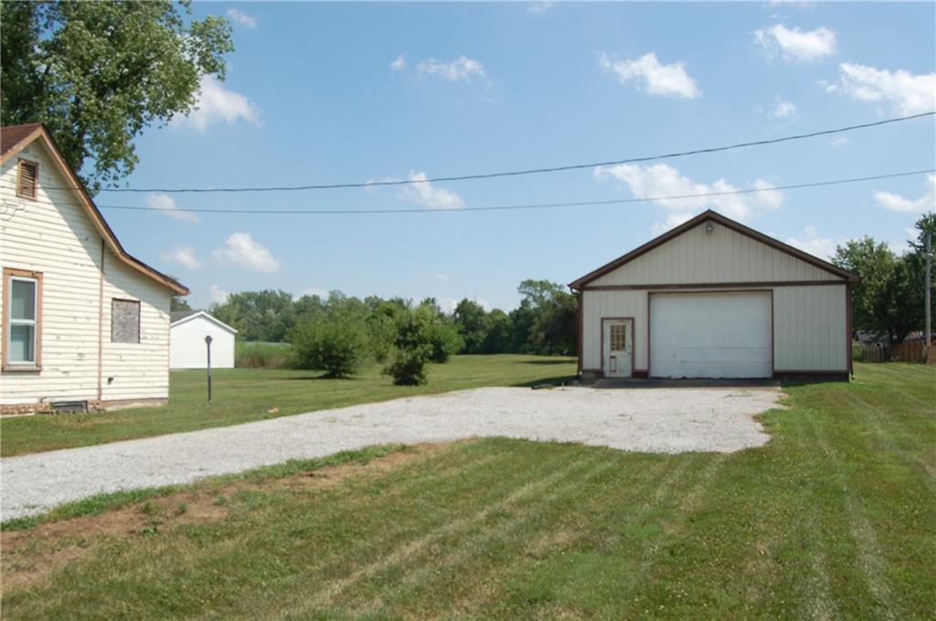 2421 East Thompson Road Indianapolis, IN 46227 - Photo 39 of 41 Gallery Image 39